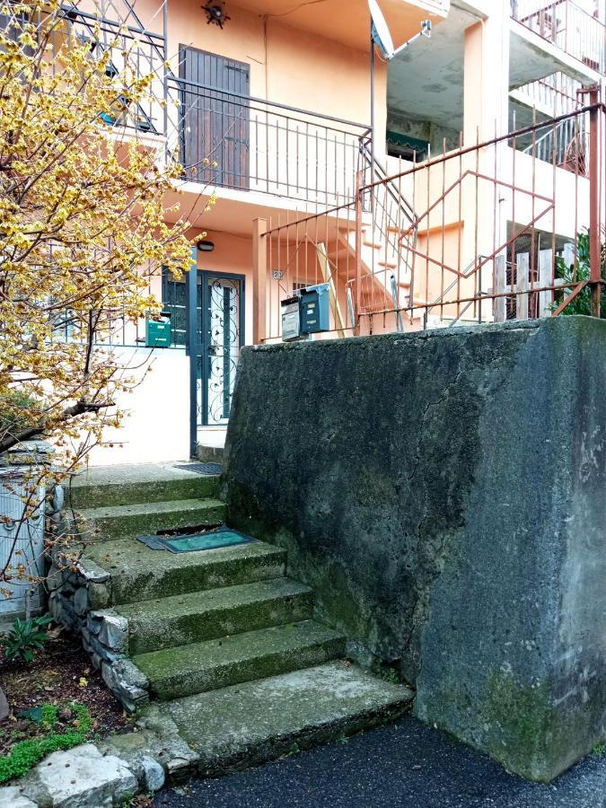 דירות Pradalunga Cute Little Flat With View, 20 Mins To Bgy Airport מראה חיצוני תמונה
