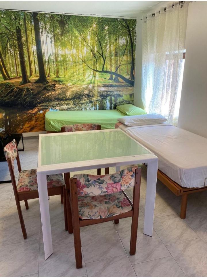 דירות Pradalunga Cute Little Flat With View, 20 Mins To Bgy Airport מראה חיצוני תמונה